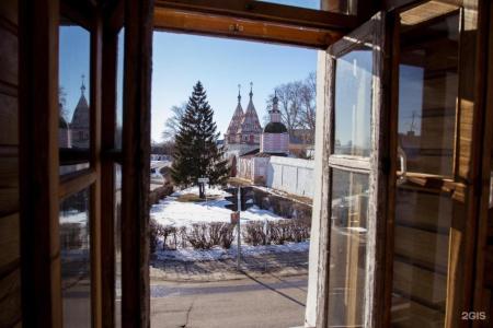 Молодёжная - 12