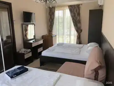 Старый дворик - 8