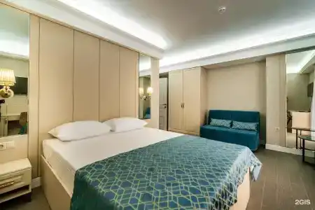 M House - 13