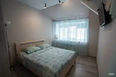 На Парижской - 6