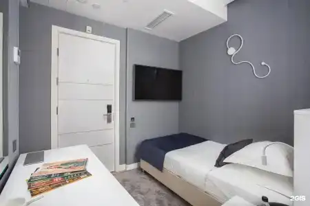 V Hotel - 16