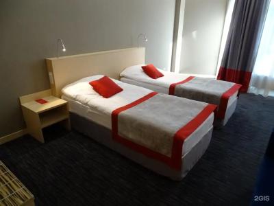 Ramada Hotel & Suites by Wyndham - 15