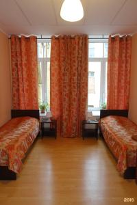 Simple Babushka House - 44
