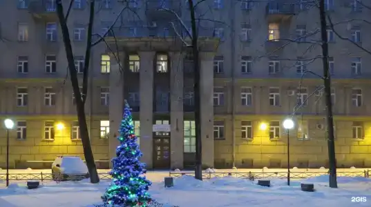 У фонтана - 81