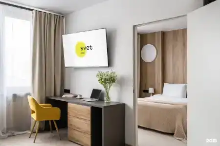 Svet - 80