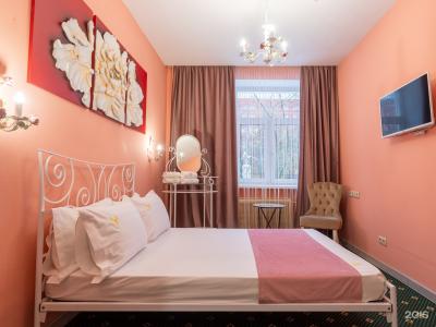 Сова на Академической - 33