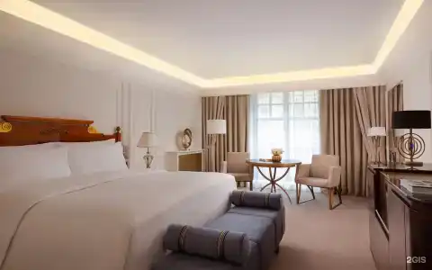 The Carlton - 14
