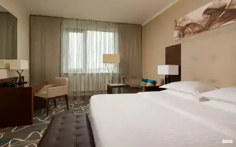 Sheraton Skypoint Luxe - 61