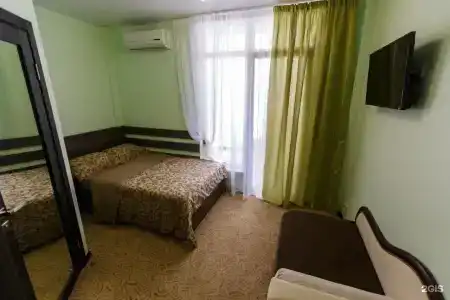 Gold House - 20