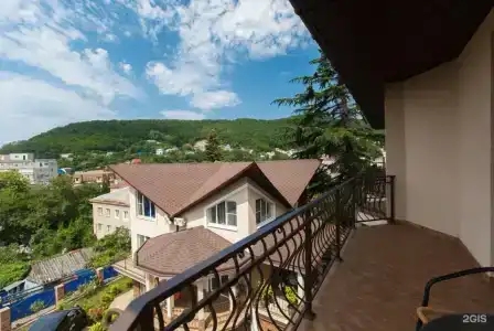 Gold House - 9