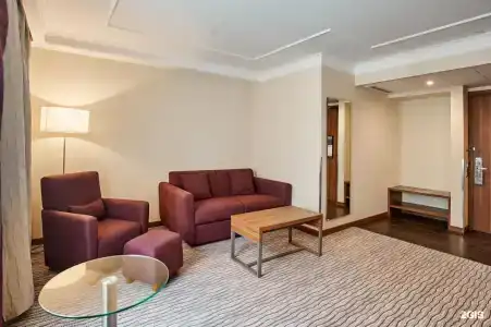 Radisson - 37
