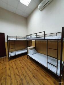 Ideal Home - 3