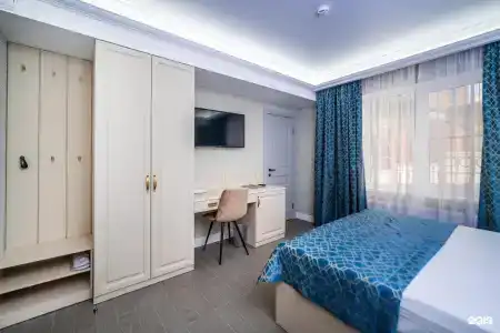 M House - 39