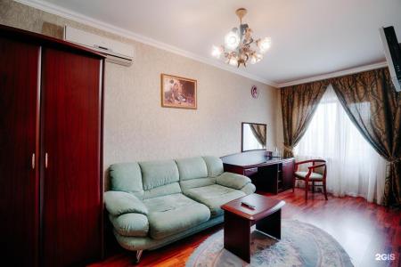 Savoy Petit - 23