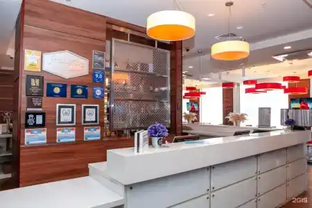 Hampton by Hilton - 34