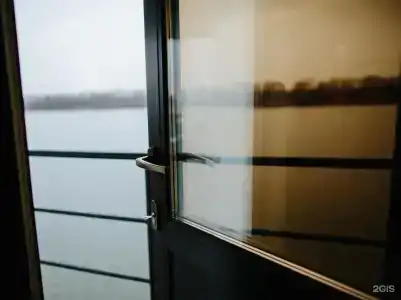 Дебаркадер базы отдыха Мастер - 46