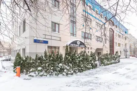 Борт 305 - 18