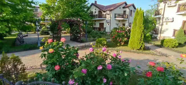 Платан Resort - 2