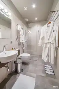 V Hotel - 131