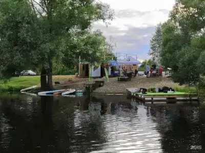 У Кремля - 33