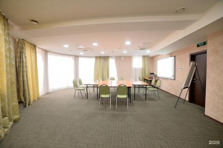Green Hall - 83