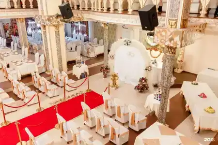 Golden Plaza - 17