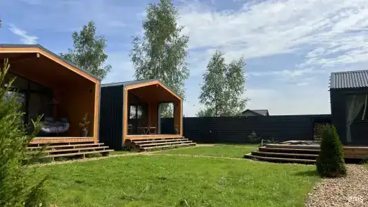Crazy Snail Barn - 7