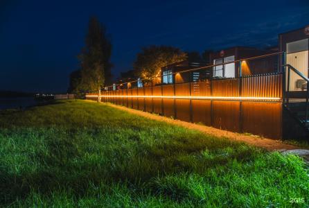 Мыс на Неве - 68