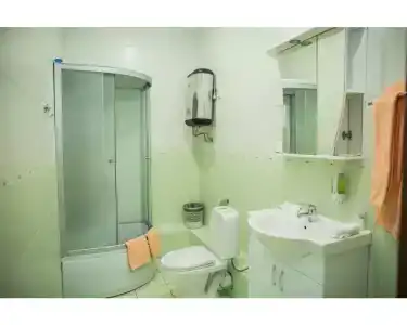VIP House - 114