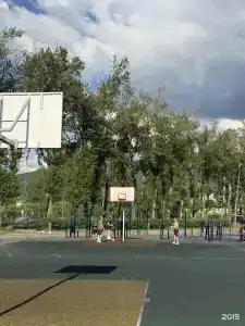 на Набережной - 9
