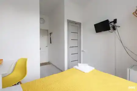 Academ Inn - 90