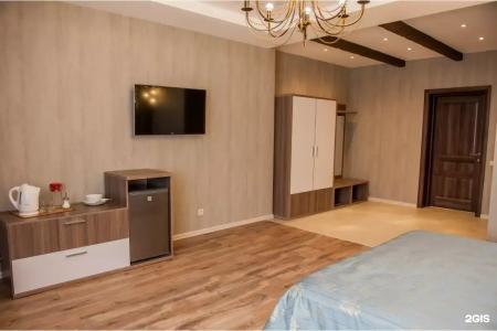 VIP House - 83