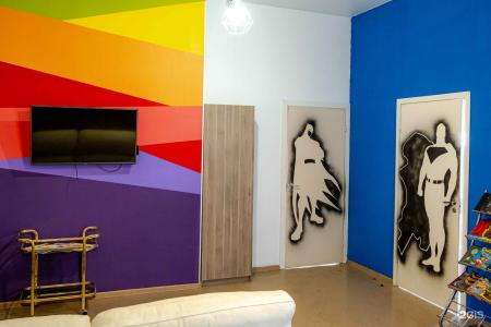 Super Hostel - 44