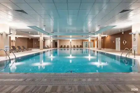 Sheraton Skypoint Luxe - 2
