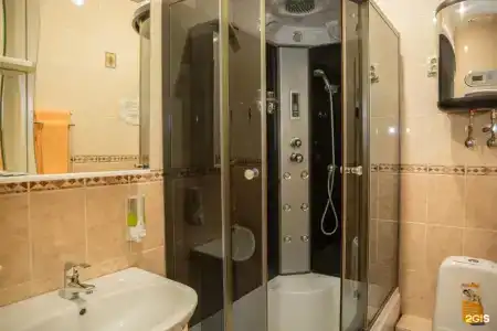 VIP House - 99