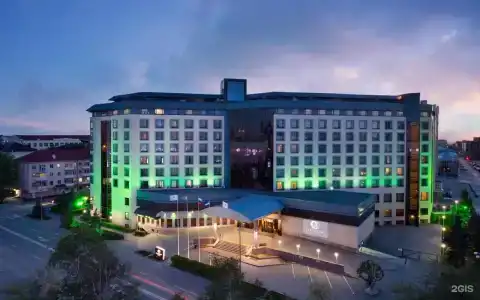 DoubleTree by Hilton - 2