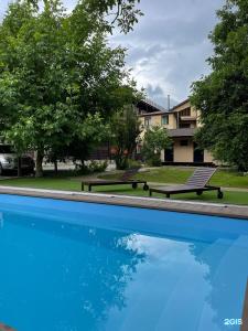 Shalet Greystone - 63