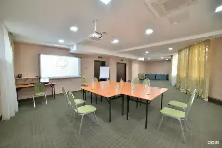 Green Hall - 6