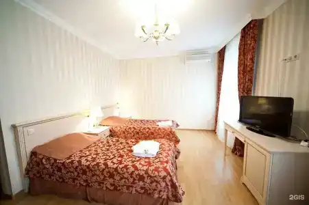 Интурист - 10