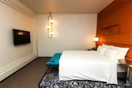 Mercure - 84