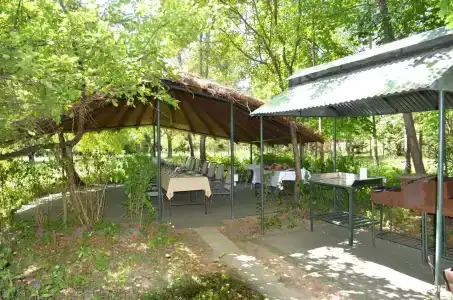VE art resort - 89