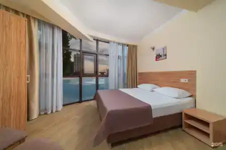 RoomHotel - 1