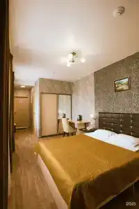 Royal - 20