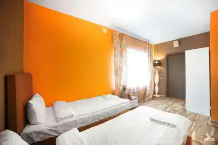 Avia House - 56