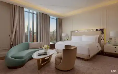The Carlton - 7