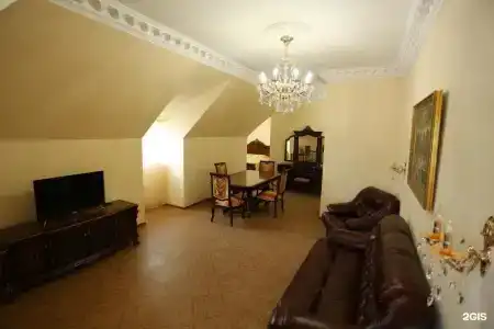 Manor House - 13