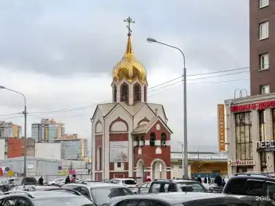 Вернисаж на Ушинского - 96
