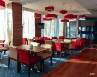 Hampton by Hilton - 23