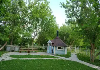 У Кремля - 15