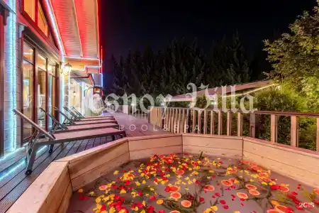 Деревянный коттедж с бассейном и баней - 22